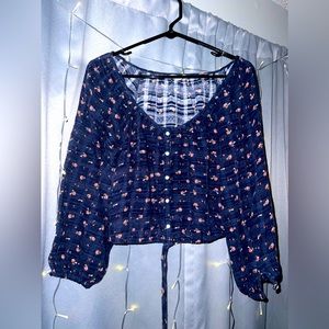 American Eagle Long Sleeve Crop